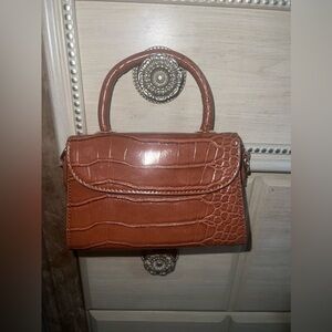 Brand new mini brown purse from forever 21